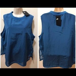 Nike woman's shirt,size XL